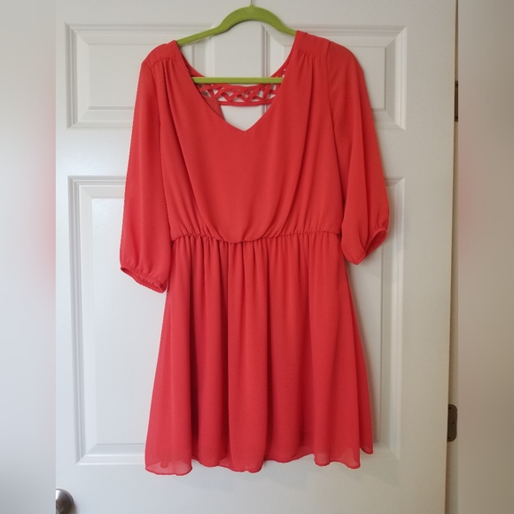 Cute coral Dress - Picture 1 of 7